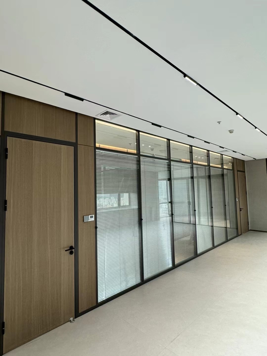 成品隔断-百叶隔断